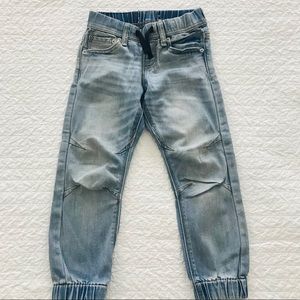 Levi’s kids jeans